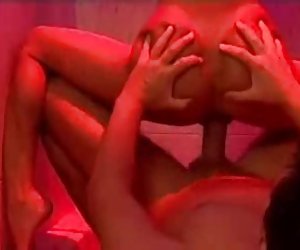 Mongol princesa timea ser pulverizadas con auga